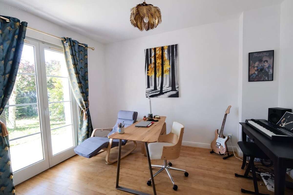 Maison à MONTLIGNON