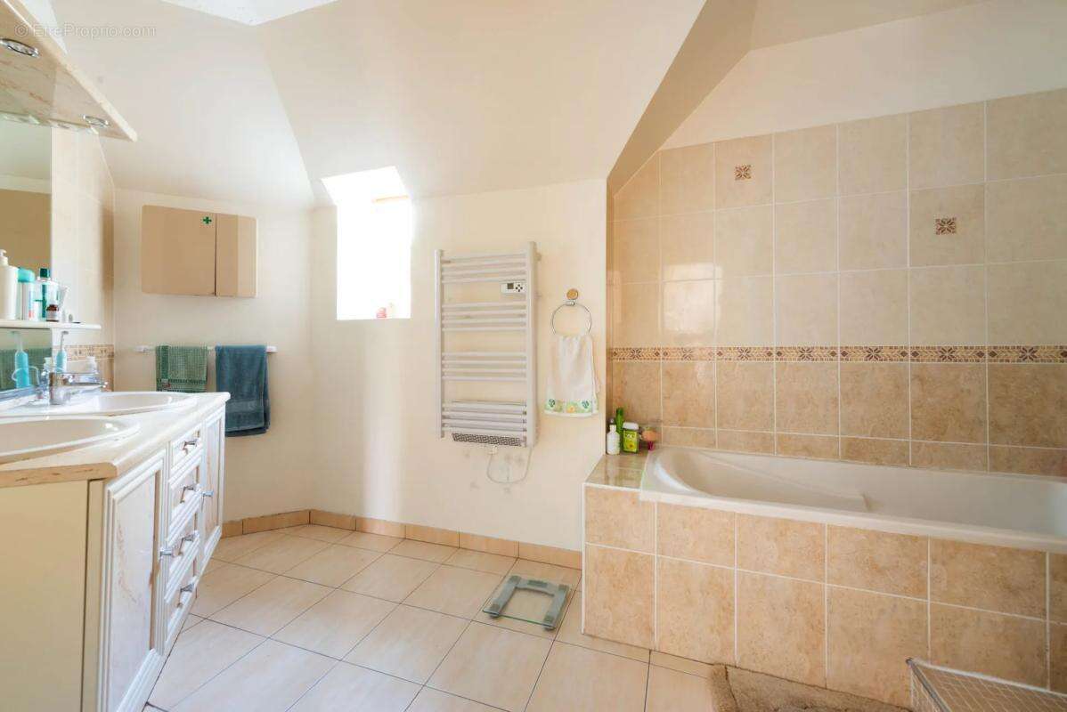 Maison à TRIEL-SUR-SEINE