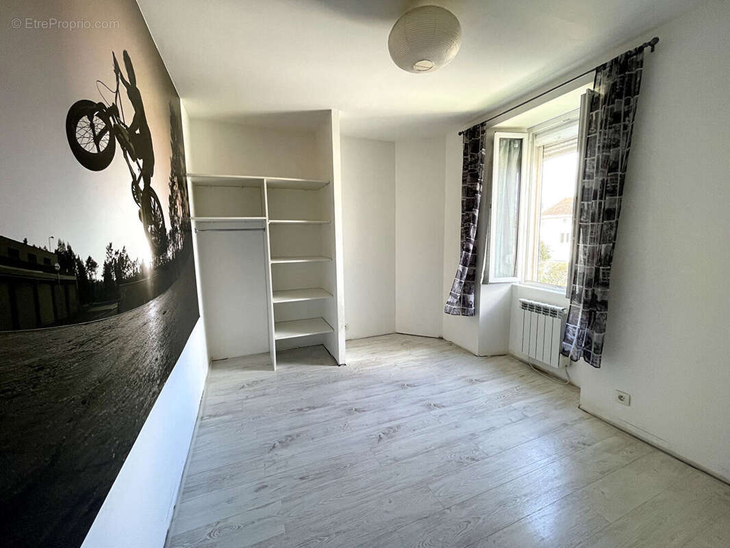 Maison familiale avec fort potentiel 152 m² sur terrain de 1 526 m²  Saint-Juéry - photo 11