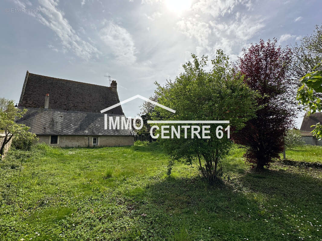 Maison à JORT