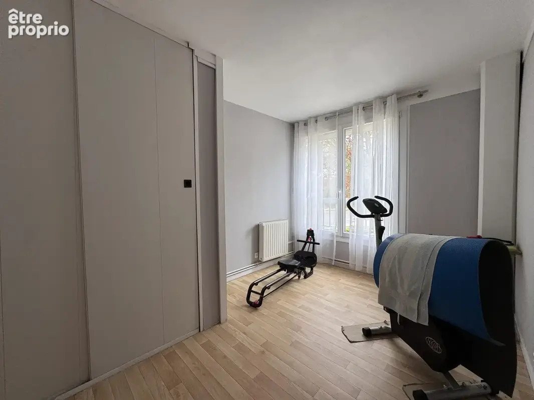 Maison 5 pièces 135 m² à vendre à Val-De-Reuil (27100) - photo 8