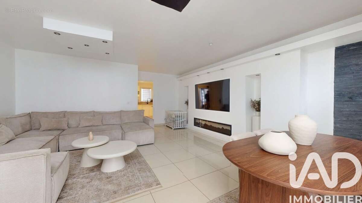 Photo 2 - Maison à TRAPPES