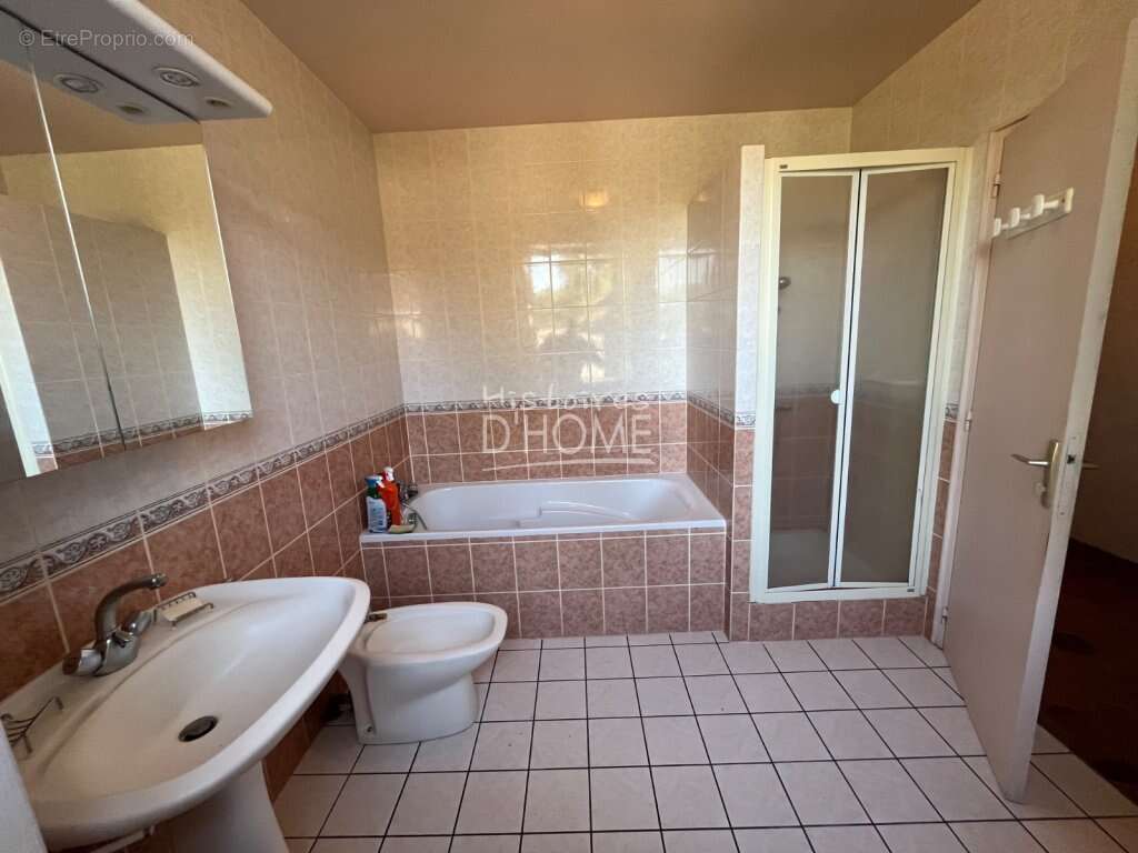 Maison à BETON-BAZOCHES