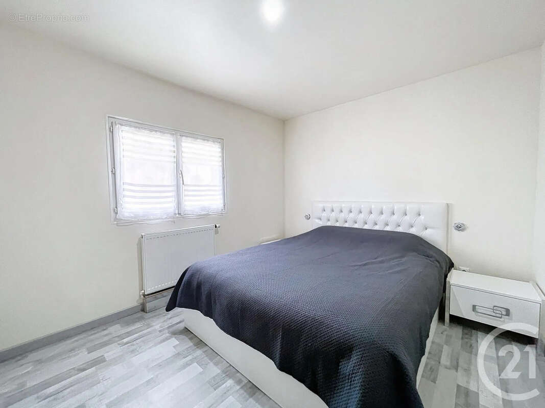 Maison à MAROLLES-SUR-SEINE