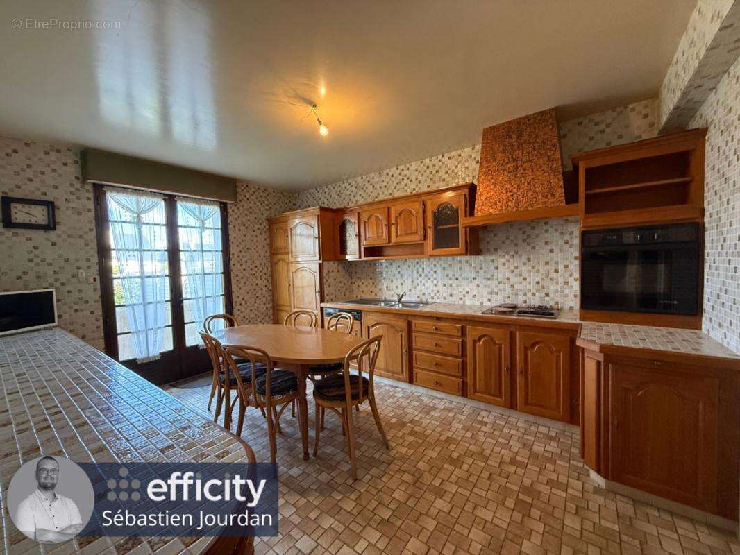 Maison à LA GUERCHE-DE-BRETAGNE