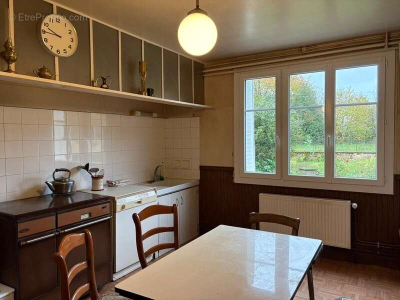 Maison à LA ROCHE-L&#039;ABEILLE