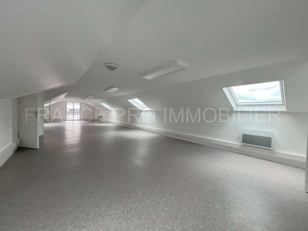 Commerce à CHERBOURG-OCTEVILLE