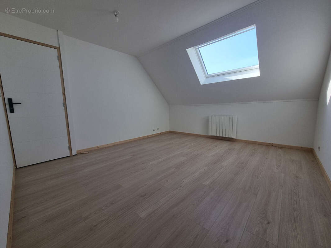 Maison à VAL-DE-REUIL