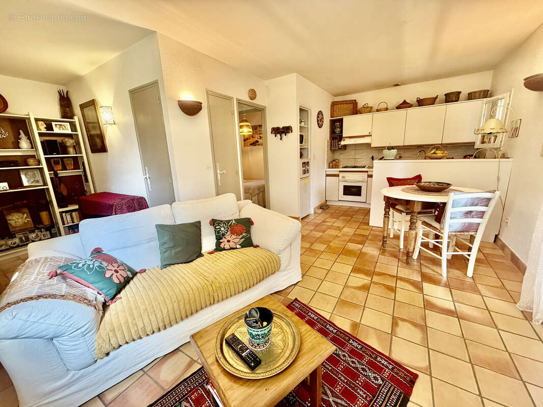 Appartement à VAISON-LA-ROMAINE