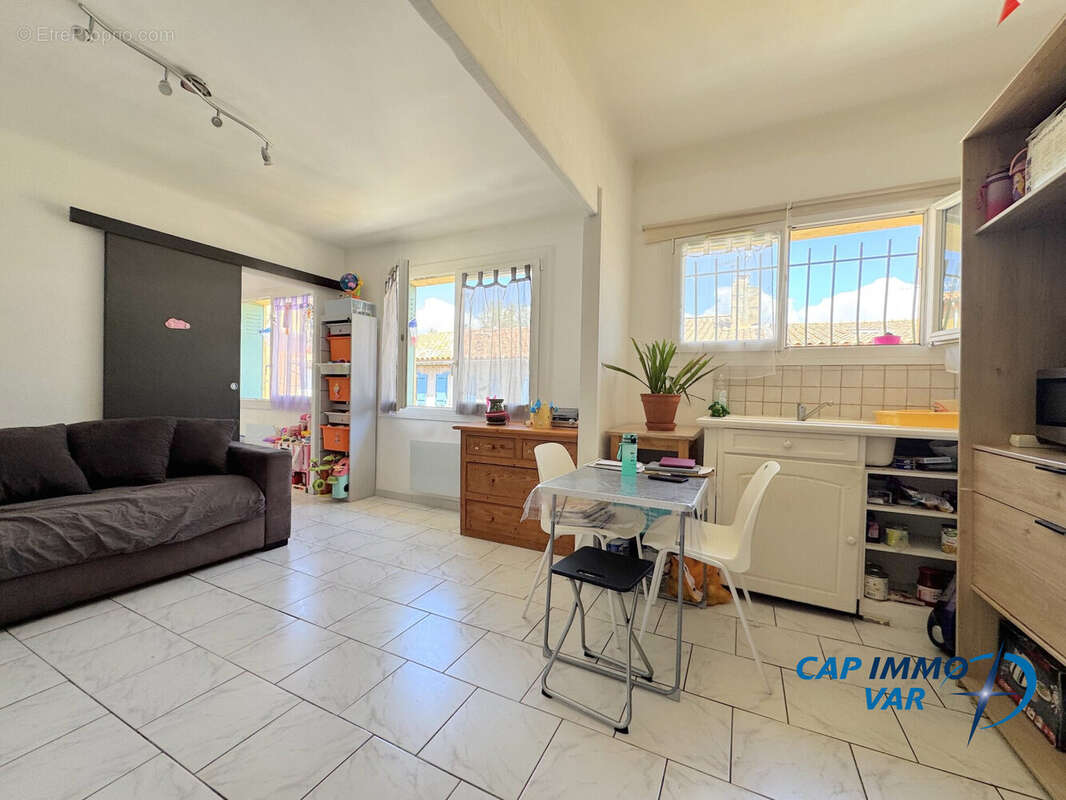 Appartement à LE BEAUSSET