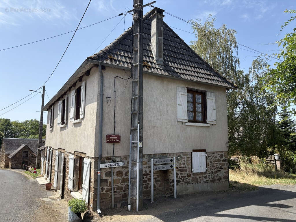 Entre Pompadour et Objat, au coeur du village de Lascaux - photo 25