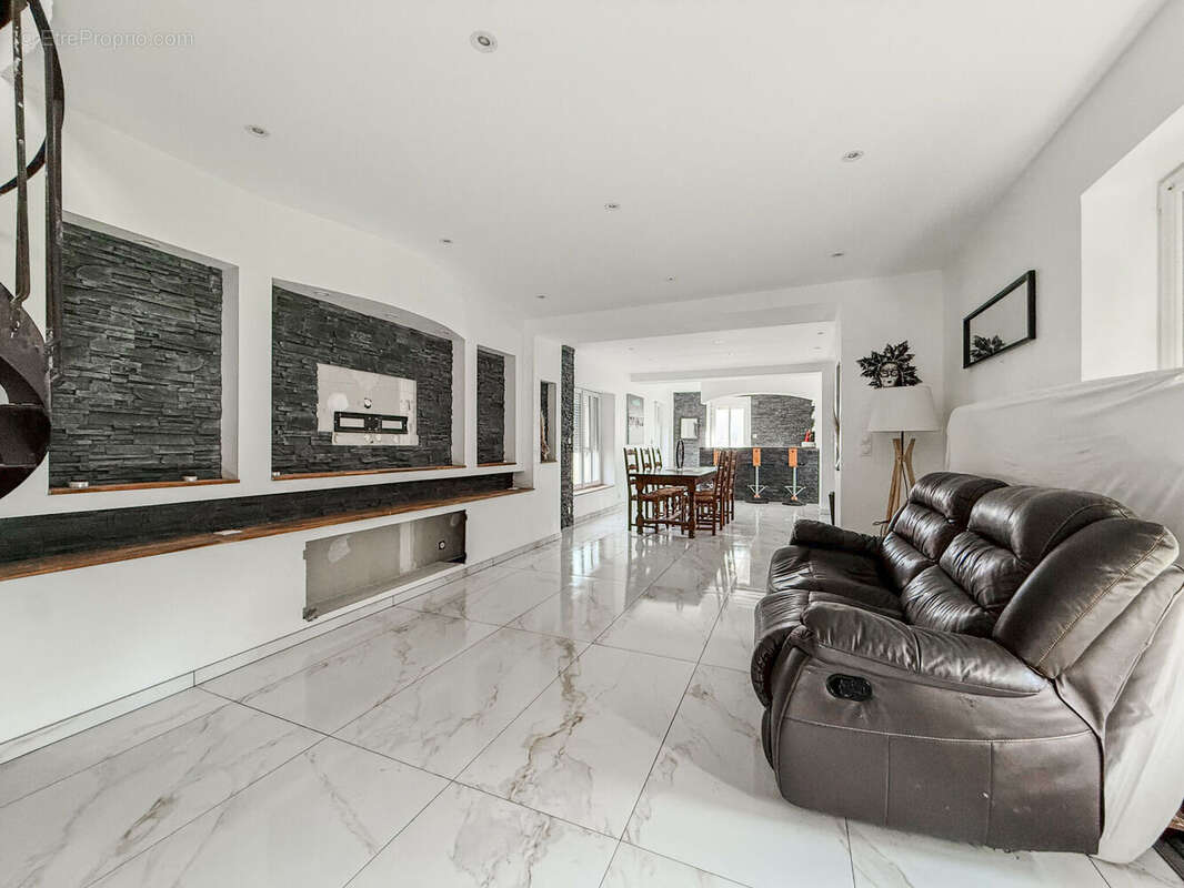 Photo 2 - Maison à MEHARICOURT