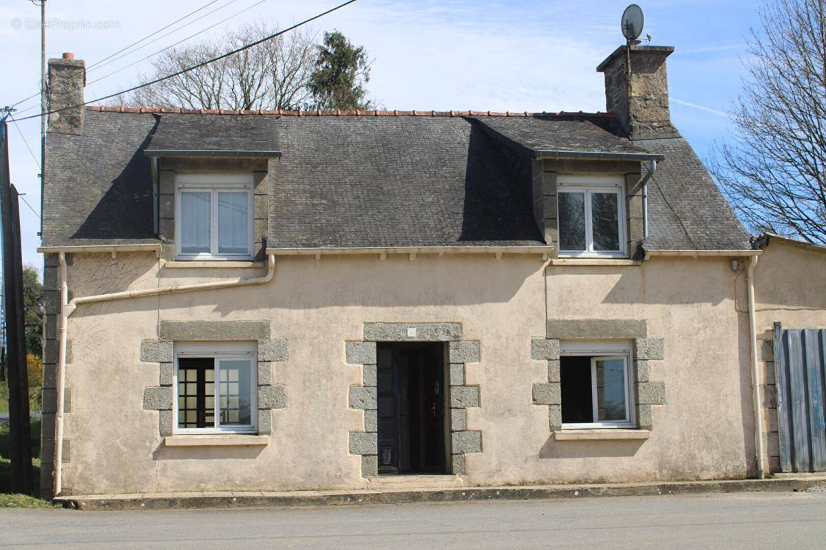 Maison à LE VIEUX-BOURG