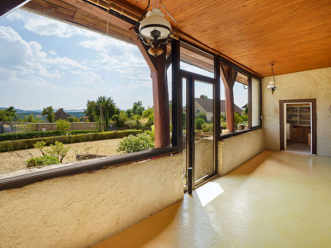 Maison de campagne Joncy 4 pièces 86 m2 + dépendances - photo 2