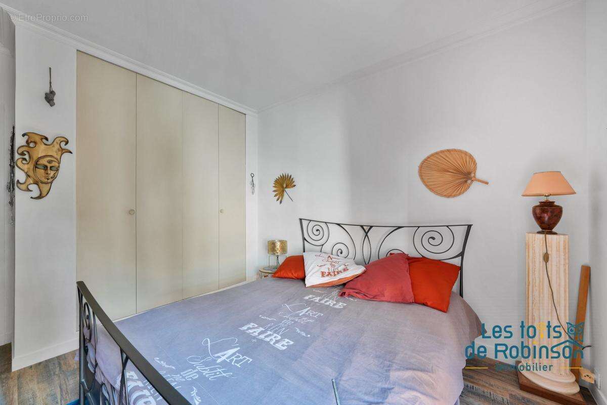 Appartement à LE PLESSIS-ROBINSON