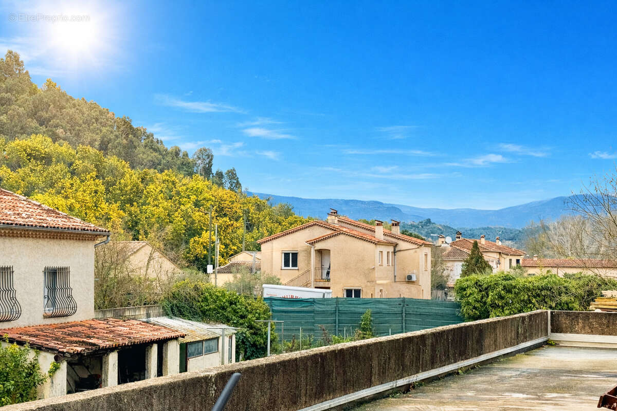 Appartement à PEGOMAS