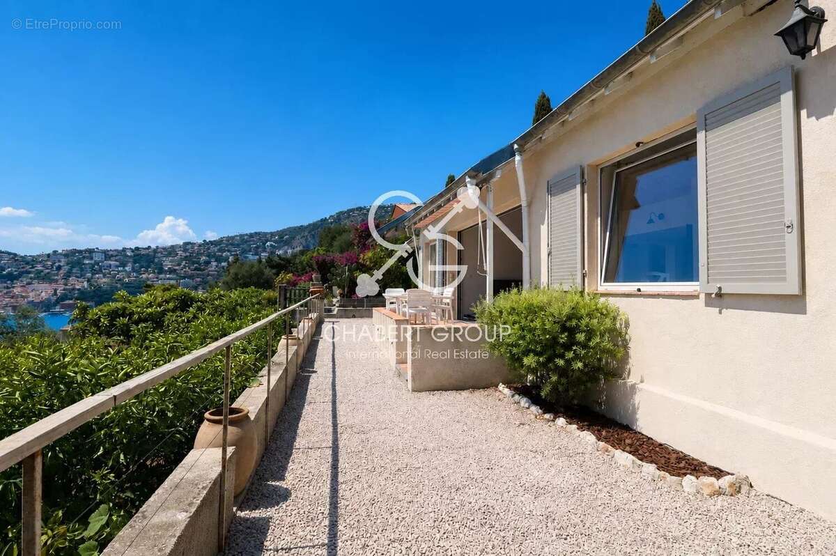 Villefranche-sur-mer – villa – 4 pièces – 74 m² – sublime vue mer panoramique – terrain de 300 m² - photo 8
