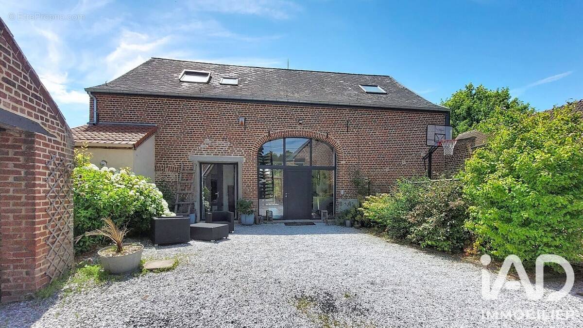 Photo 1 - Maison à CURGIES