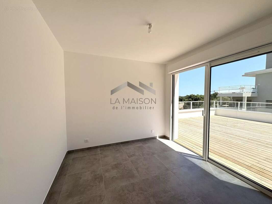 Appartement T4 Neuf - photo 25