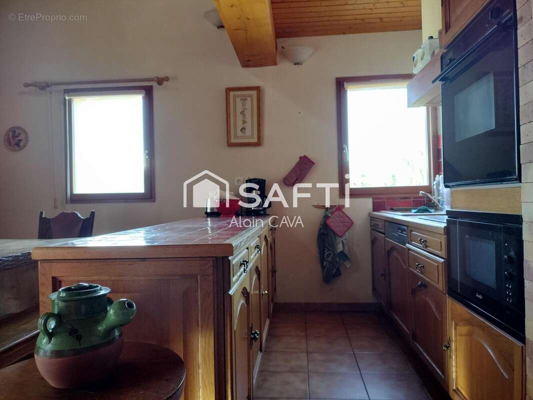 Maison 126 m² à Montclar  - photo 6