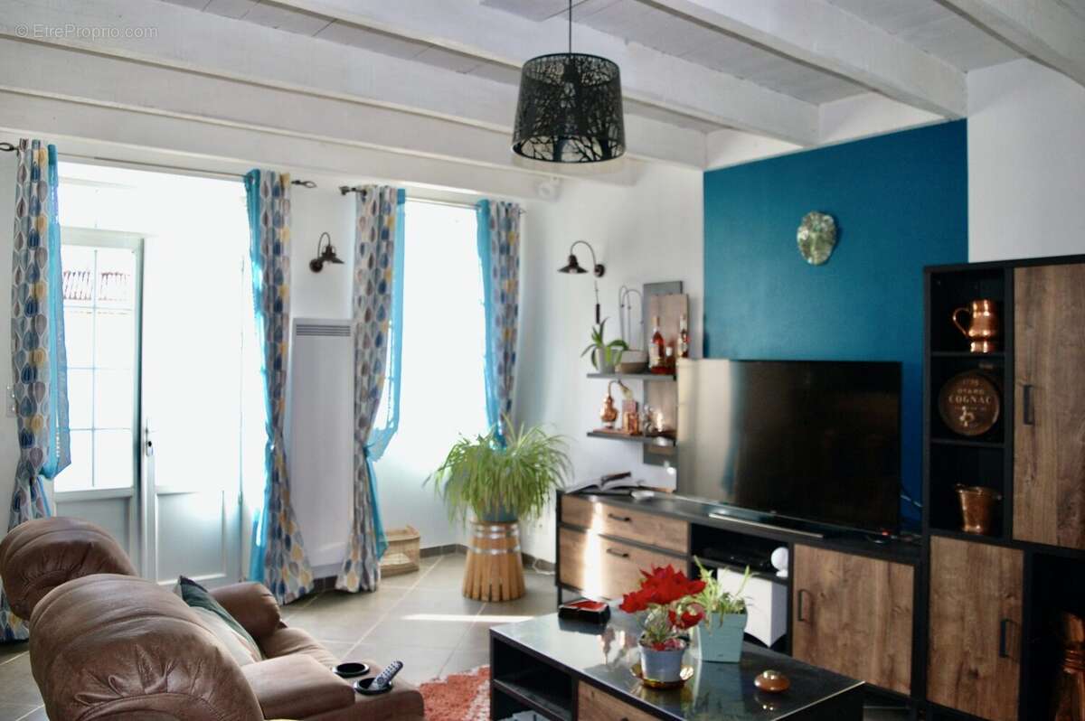 Maison à SAINT-GERMAIN-DU-SEUDRE