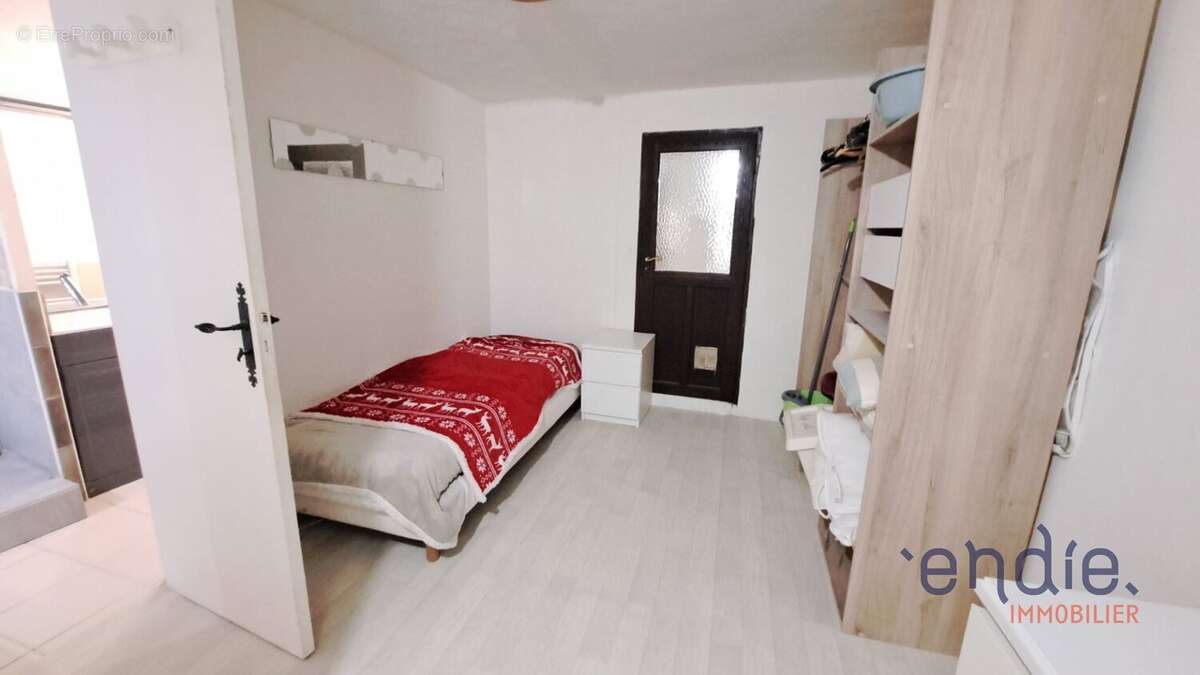 Appartement à LORGUES