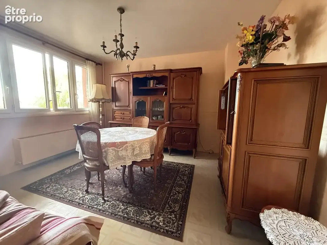Appartement à vendre RDC surélevé à rafraîchir - photo 2