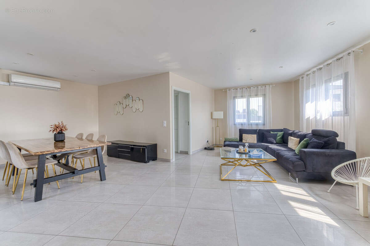 Maison 120 m² à Viriat  - photo 7