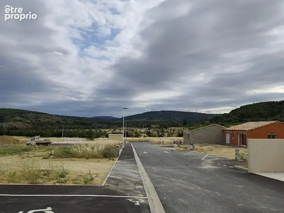 Terrain à PORTEL-DES-CORBIERES