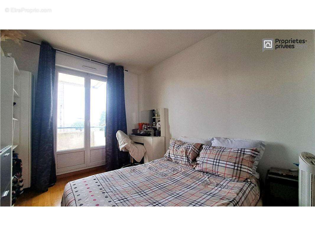 Appartement à COLOMBES