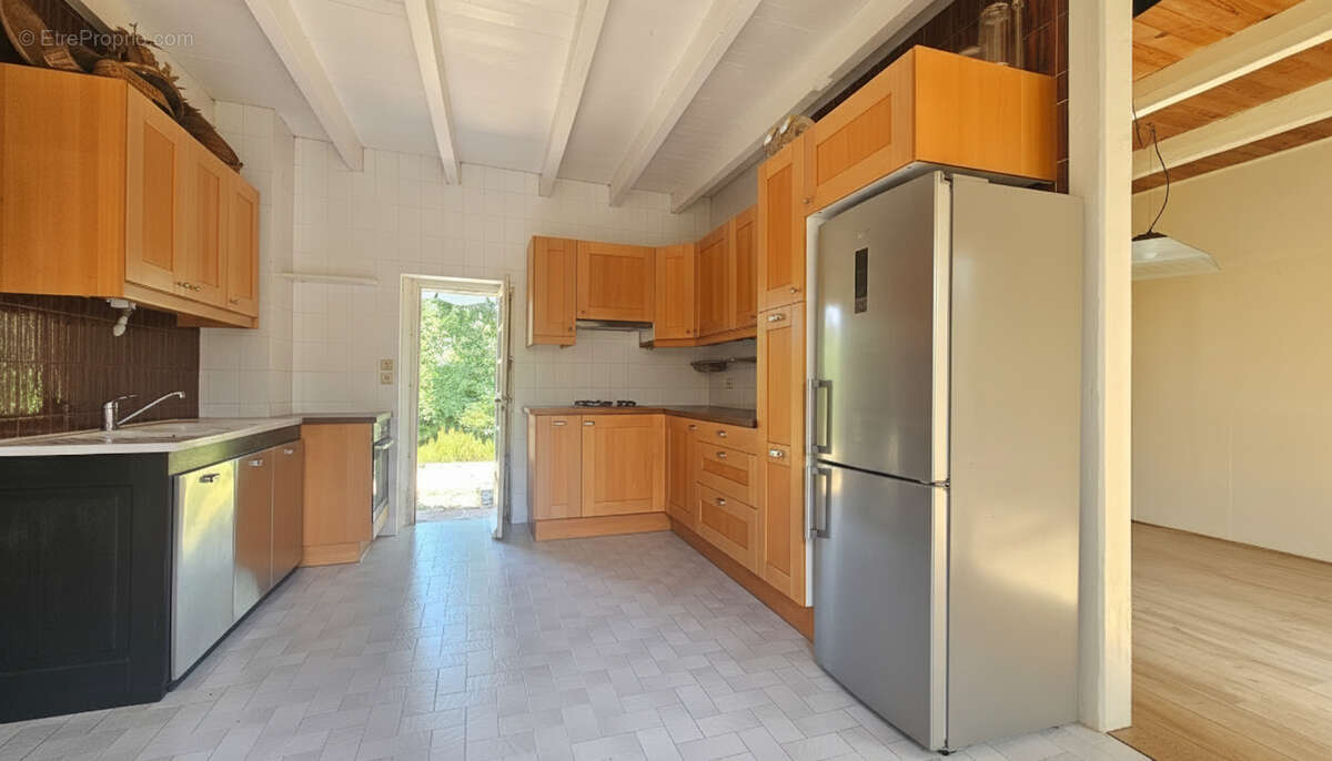 PERVILLE 82400 maison pierre 6 pièce(s) 156.56 m2 - photo 13