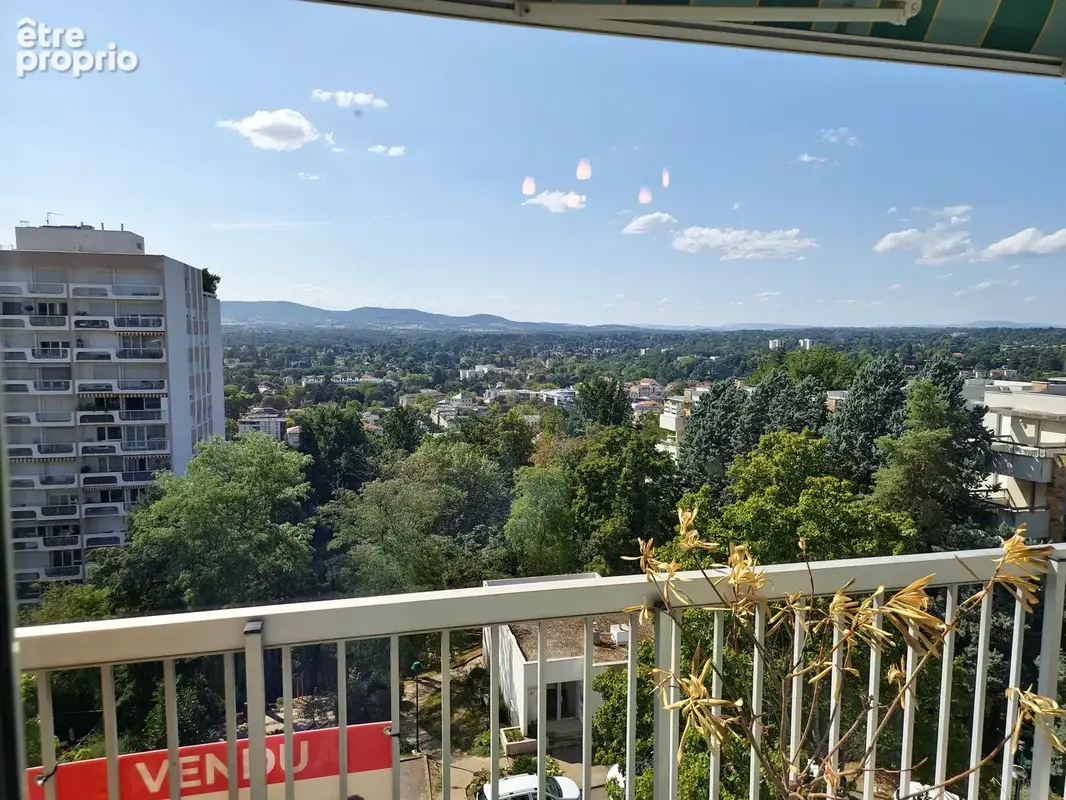 Appartement à TASSIN-LA-DEMI-LUNE