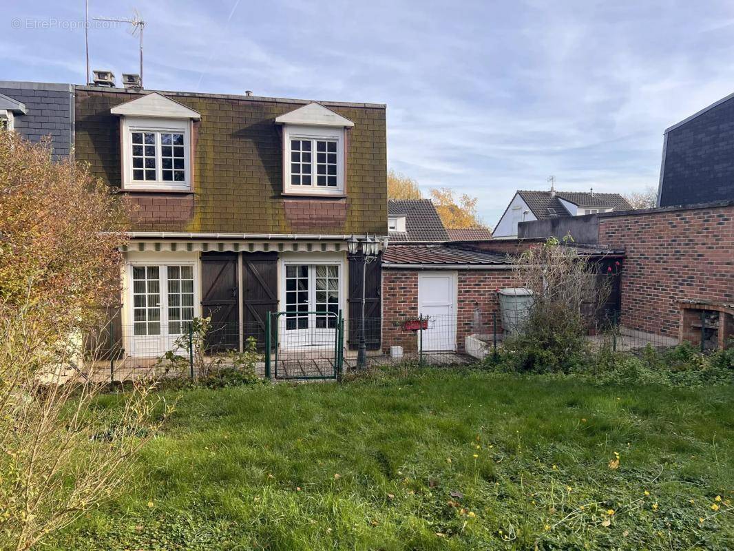 Maison à DAMMARTIN-EN-GOELE