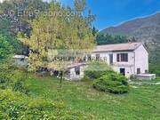 Maison à ENTREVAUX