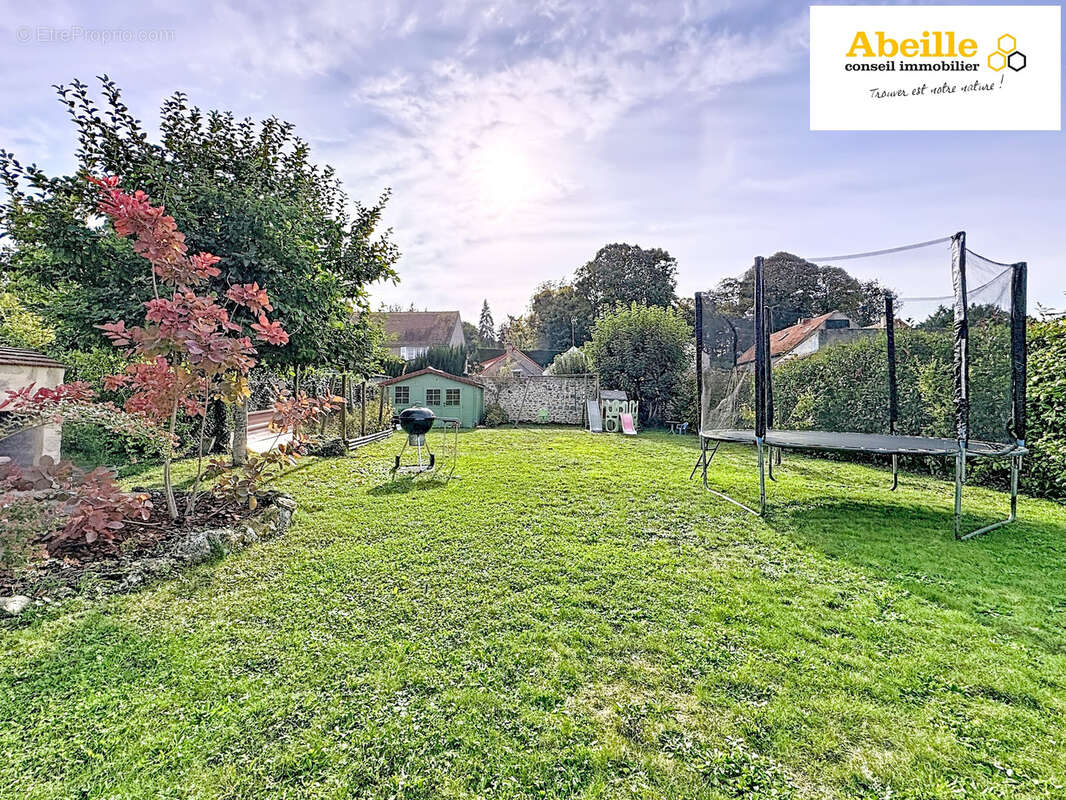 Maison à SOUZY-LA-BRICHE