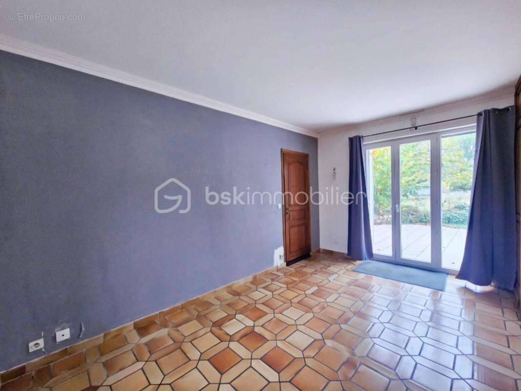 Maison à SAINT-BENOIT-SUR-LOIRE