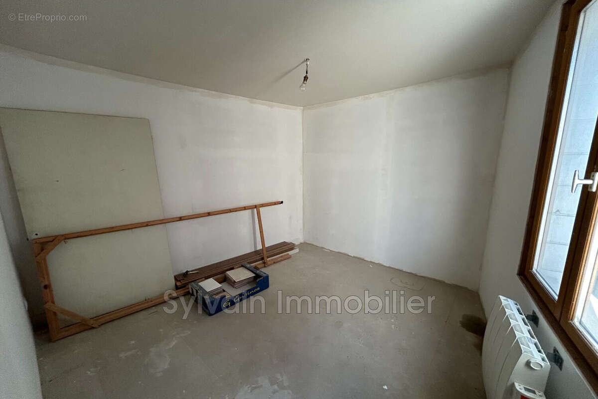 Maison à FORMERIE