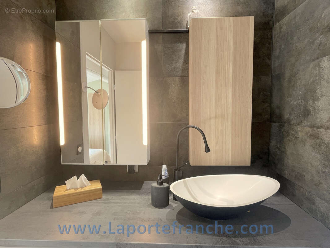 HAUT DE CAGNES Adorable maison de village 2/3 chambres jardin piscine - photo 25