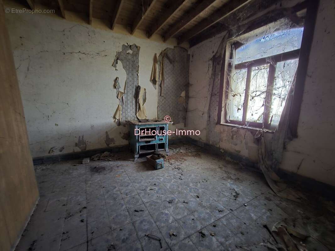 Maison 85 m² à Richebourg  - photo 1