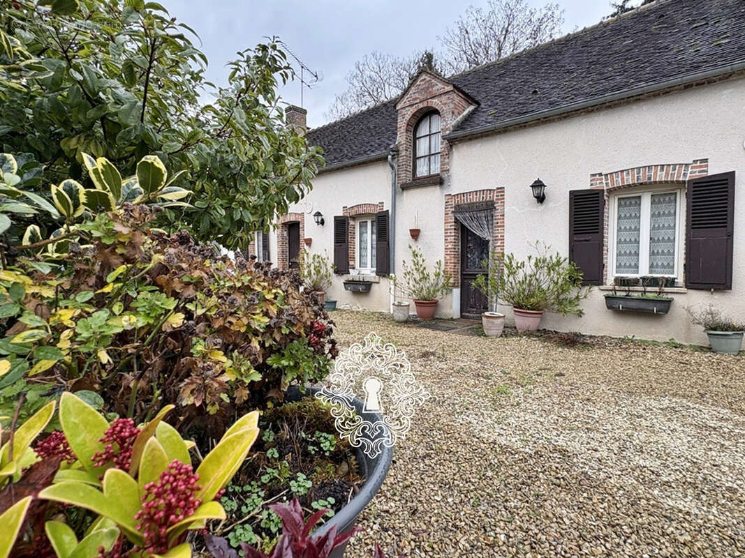 Maison à LONGUEVILLE