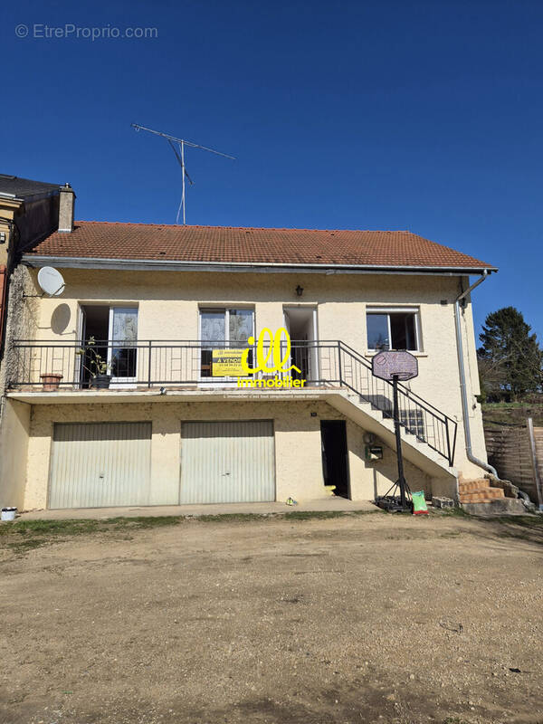 Maison à VENDRESSE