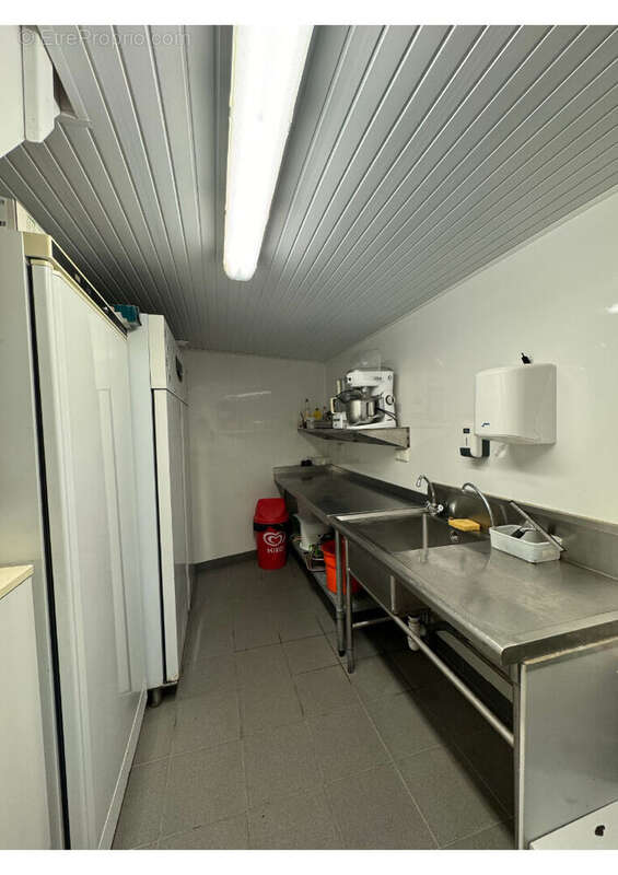 Commerce à LA POMMERAYE