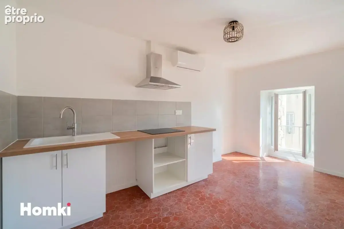 Appartement T3 de 71 m² à Marseille 13004, Boulevard de la Libération - photo 4