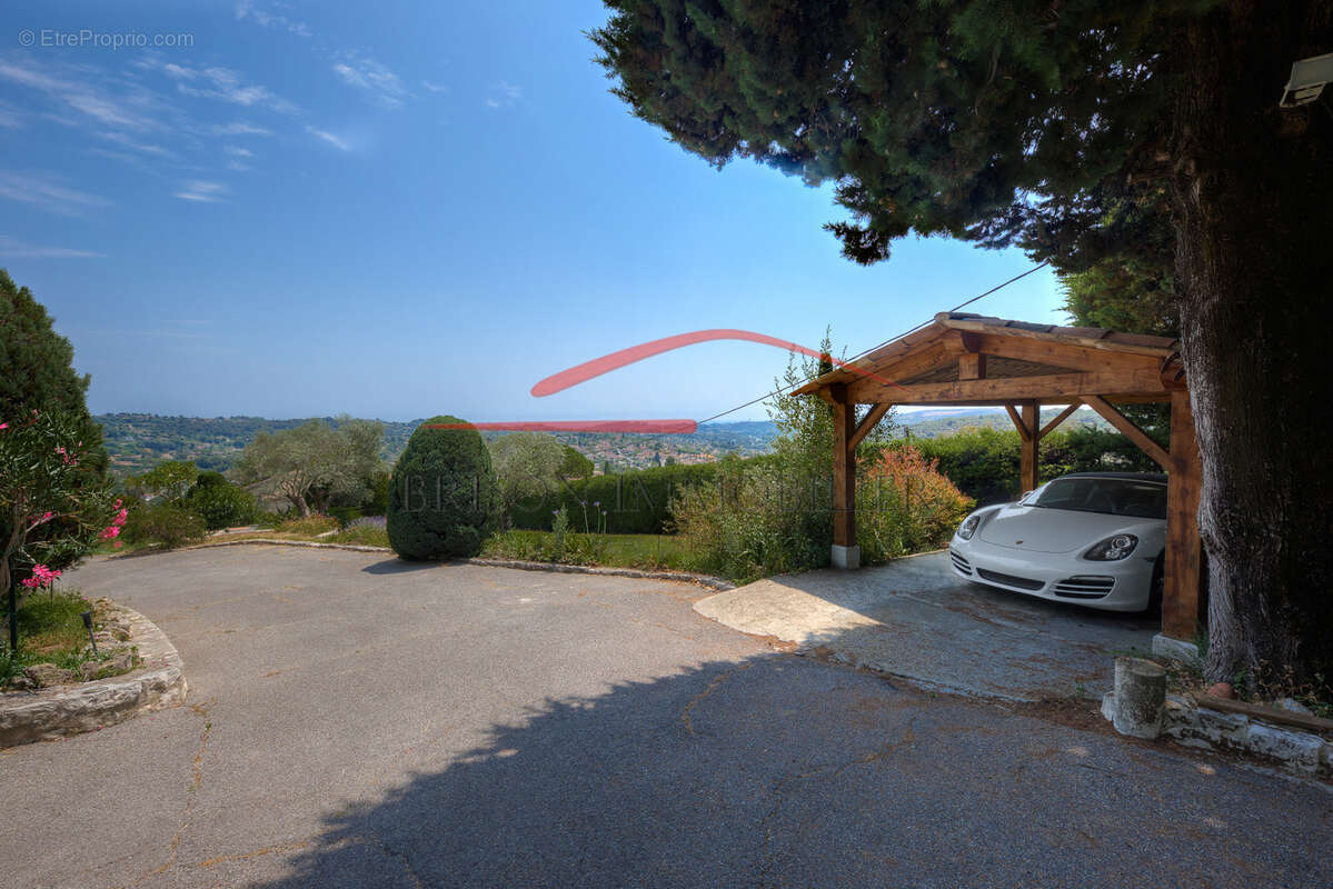 Maison à LA COLLE-SUR-LOUP