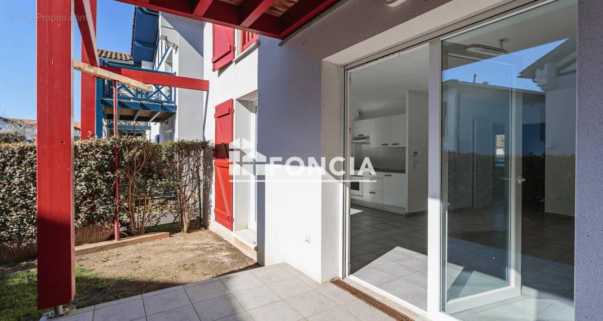 Appartement à SAINT-PIERRE-D'IRUBE