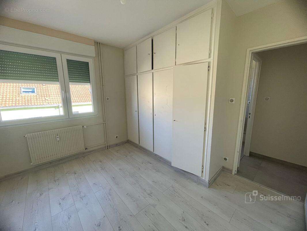 Belfort, Lumineux appartement T3 avec balcon et Garage - photo 3