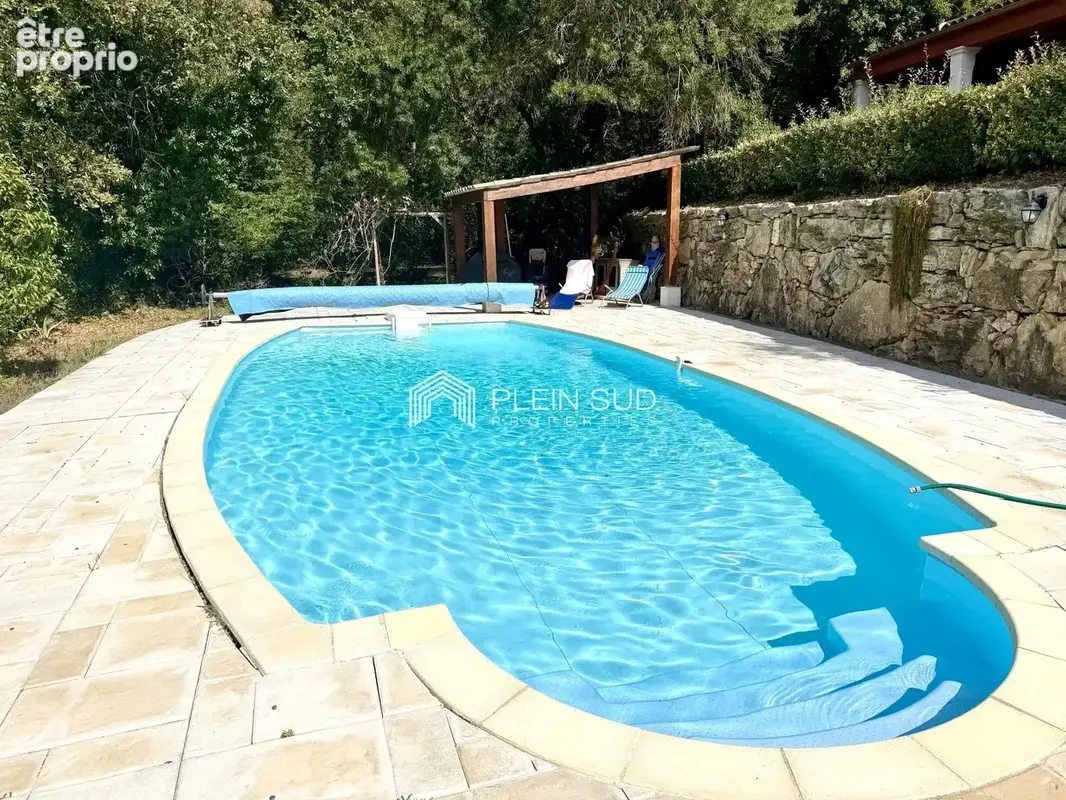 Maison 231 m² à Valbonne  - photo 8
