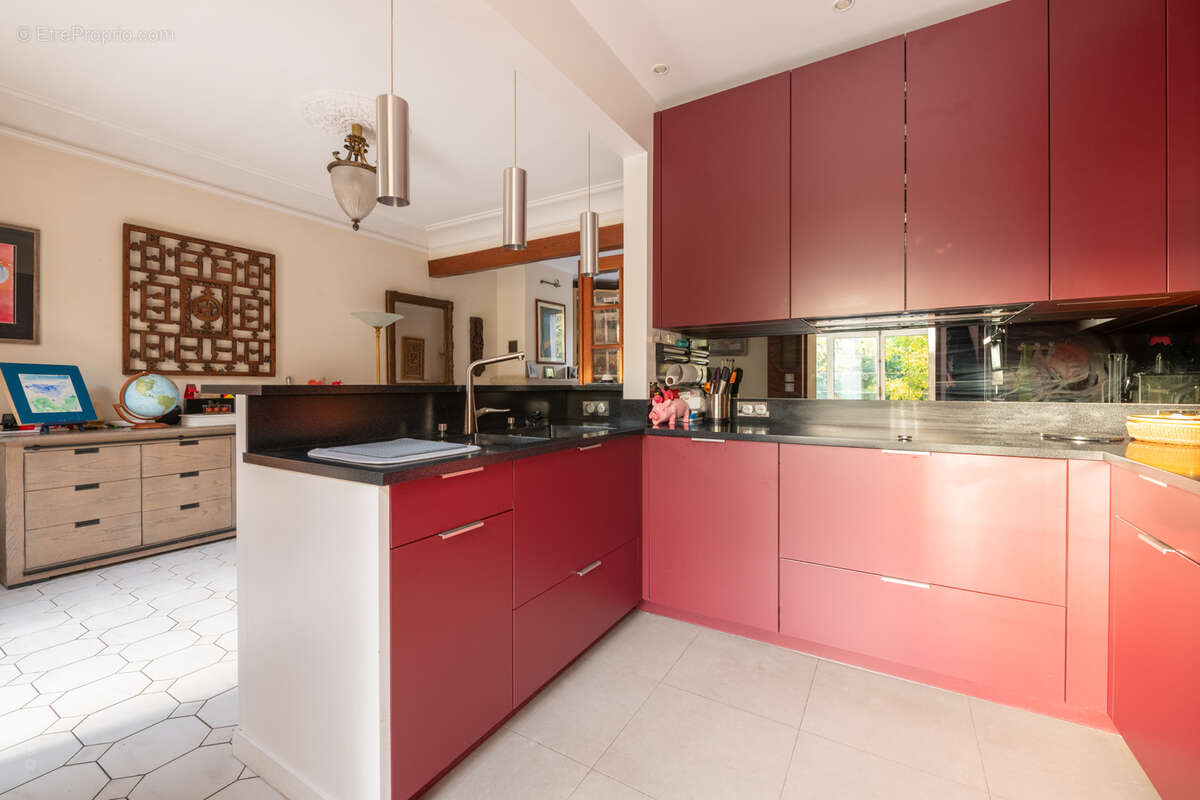 Maison à SAINT-MAUR-DES-FOSSES