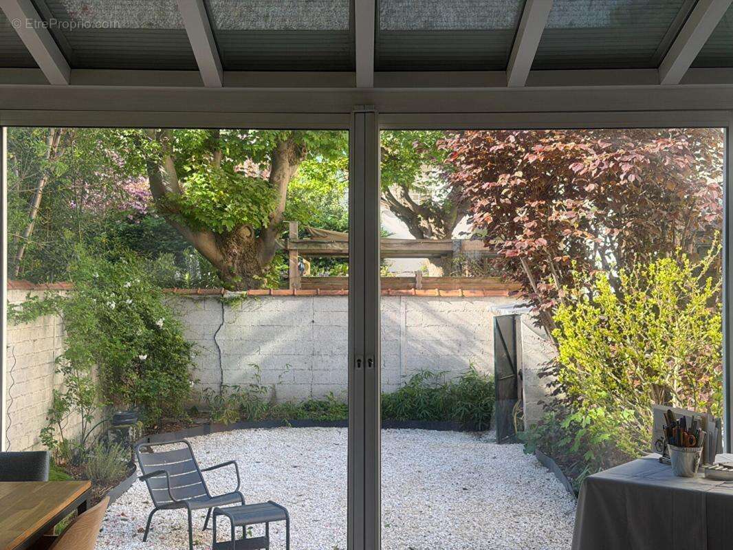 Maison à ASNIERES-SUR-SEINE