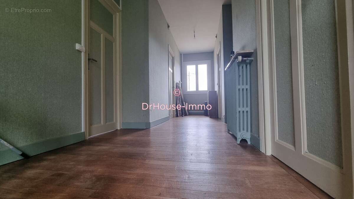 Maison à MONTCHEVRIER